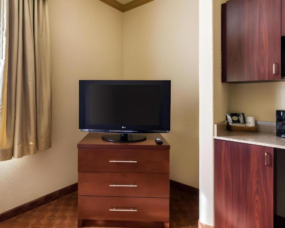 Comfort Suites Near Nasa - Clear Lake Webster Ngoại thất bức ảnh